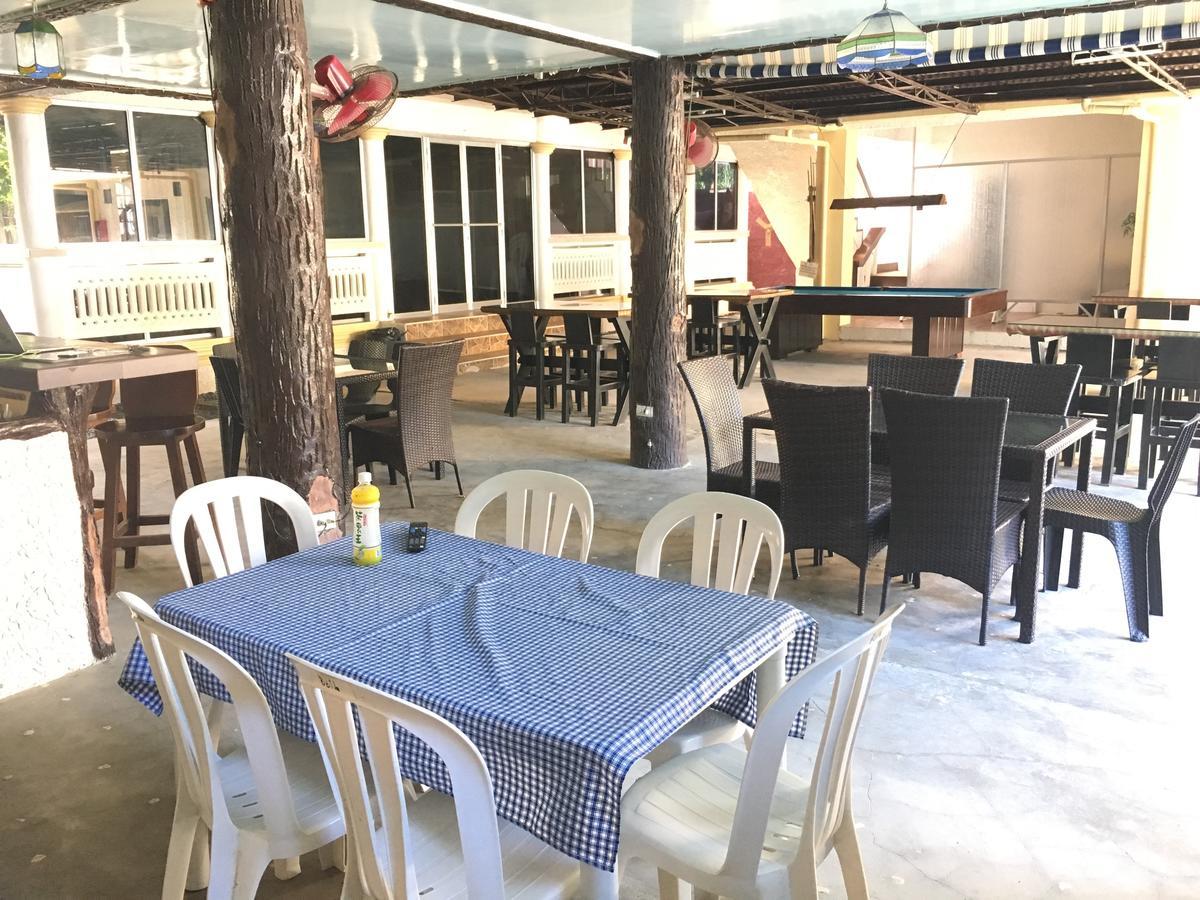Bella Beach Resort Batangas Lian Bagian luar foto